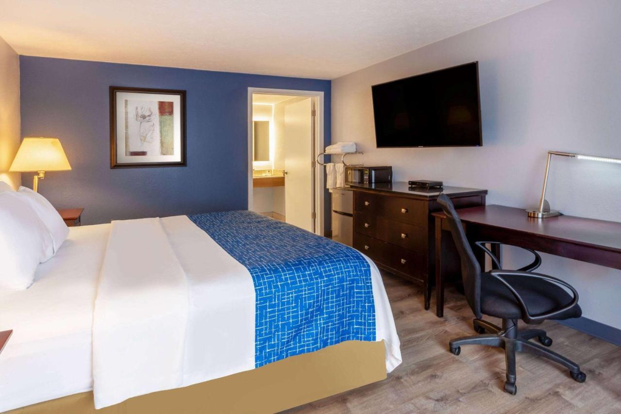 Travelodge By Wyndham Charles Town - Harpers Ferry المظهر الخارجي الصورة
