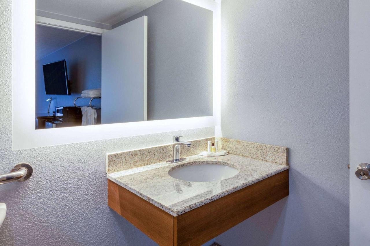 Travelodge By Wyndham Charles Town - Harpers Ferry المظهر الخارجي الصورة